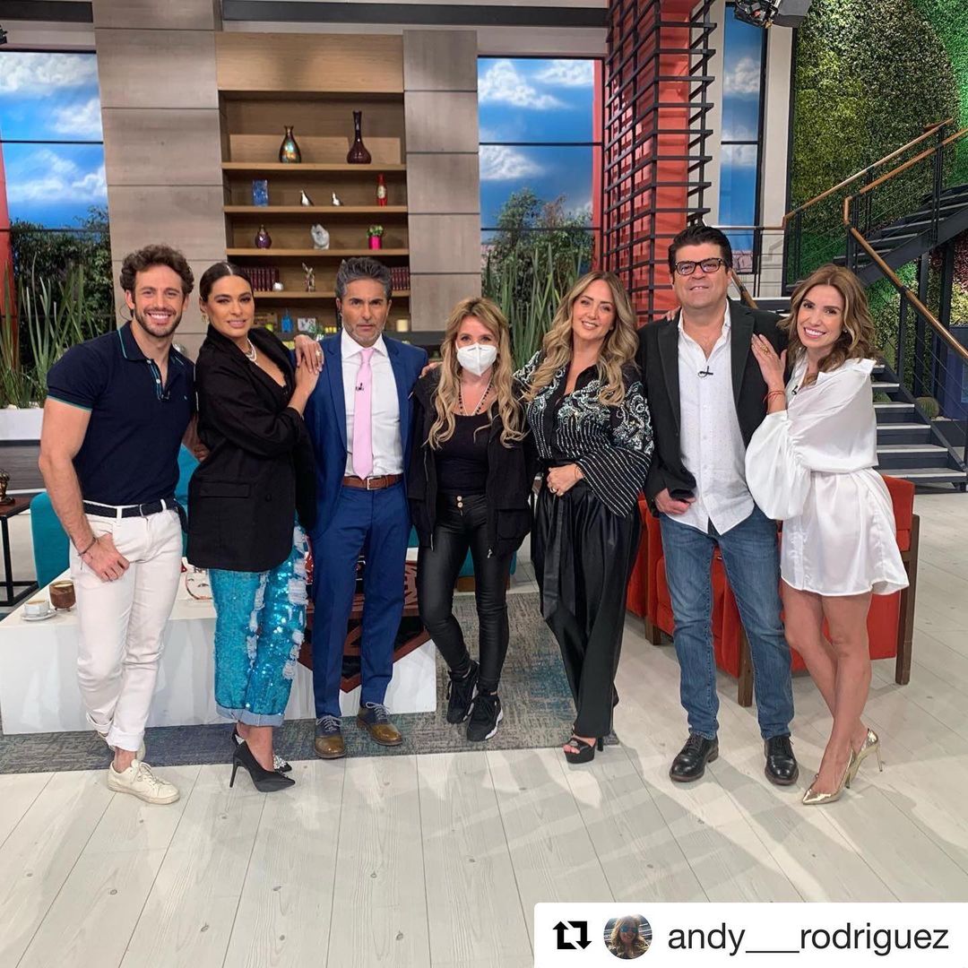 Andrea Rodríguez, productora de 'Hoy', anuncia la llegada de 4 nuevos integrantes al programa