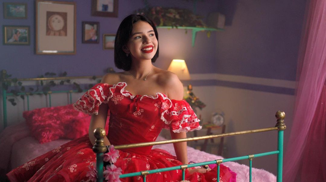 Angela Aguilar vestido rojo