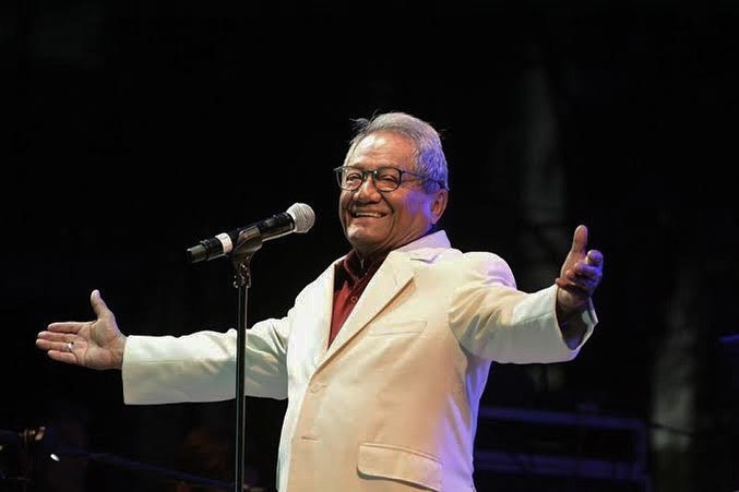 Muere Armando Manzanero