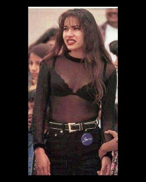 Gloria de la Cruz doble de Selena