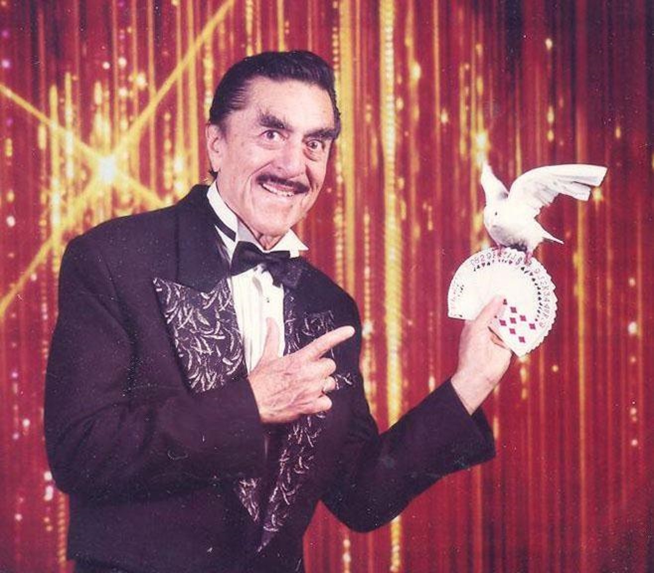 Mago Krotani fallece 2020