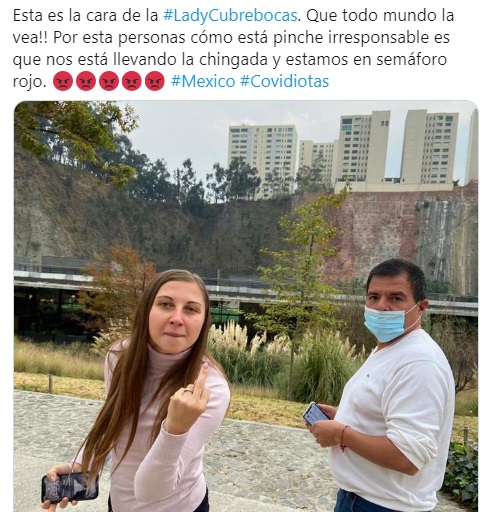 Lady cubrebocas