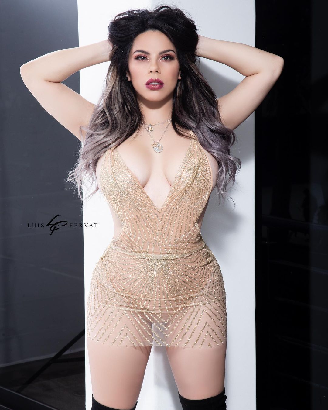 Lizbeth Rodriguez look