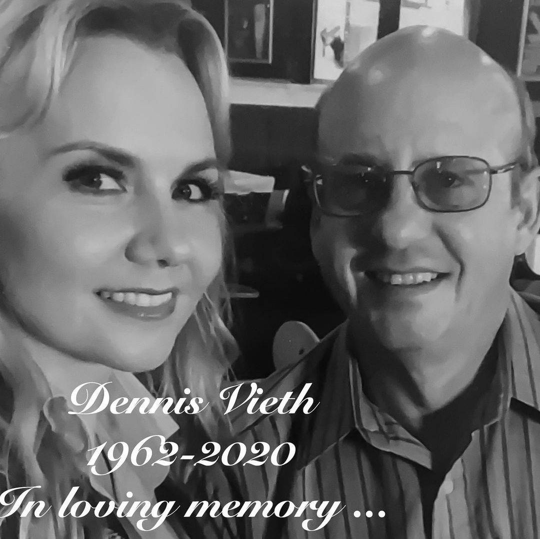 Michelle Vieth revela la causa de muerte de su papá