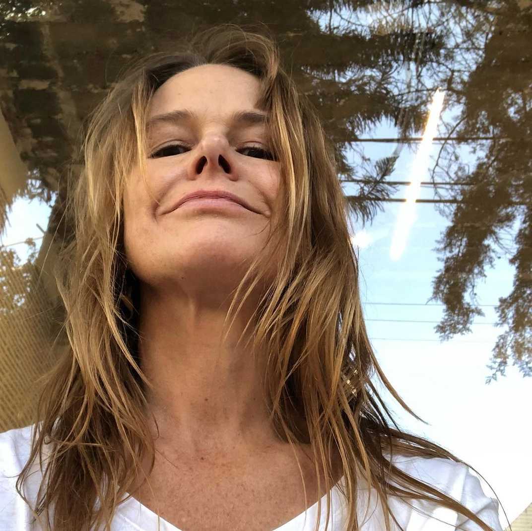 Nailea Norvind asegura que no la contratan por ser rubia