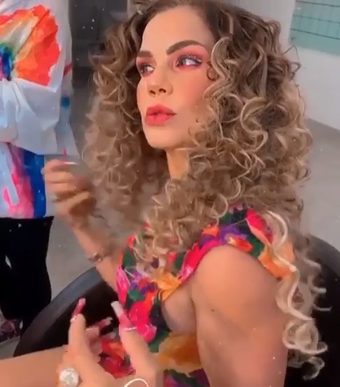 Niurka como Belinda
