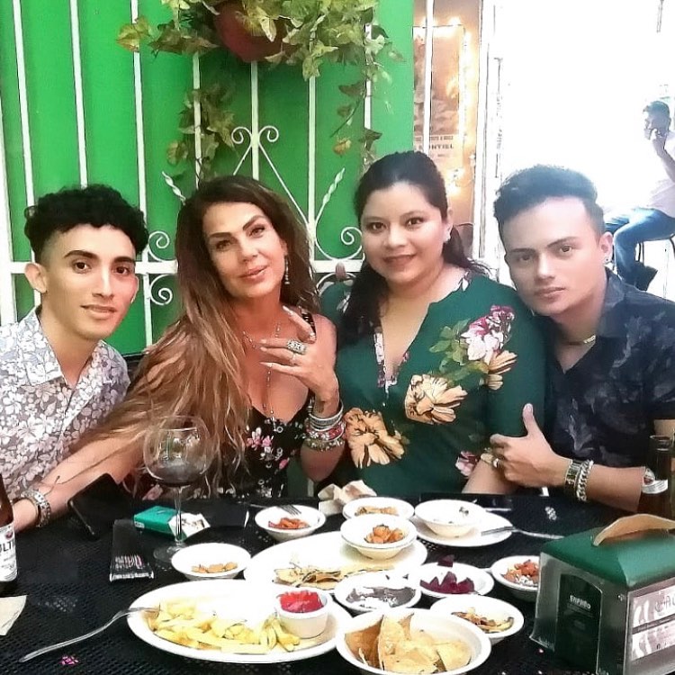 Niurka se pelea en cantina de Mérida porque no la dejaban bailar