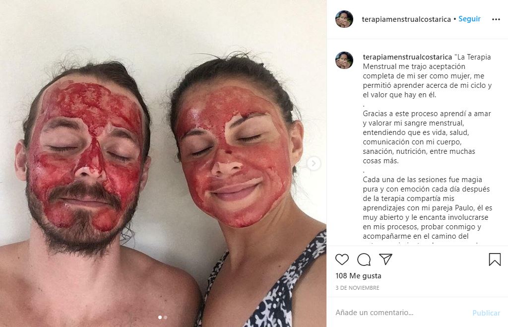Pareja usa mascarilla de menstruaciÃ³n