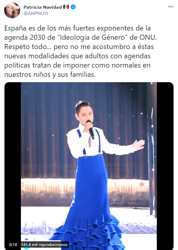 Paty Navidad explota contra niño que cantó con vestido