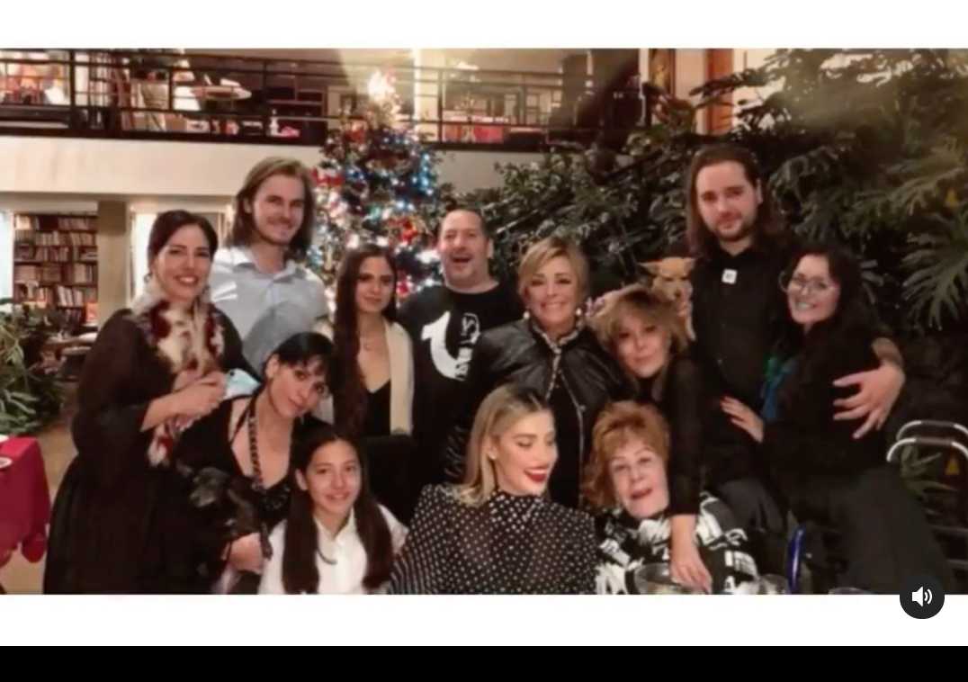 Familia Pinal celebra la Navidad