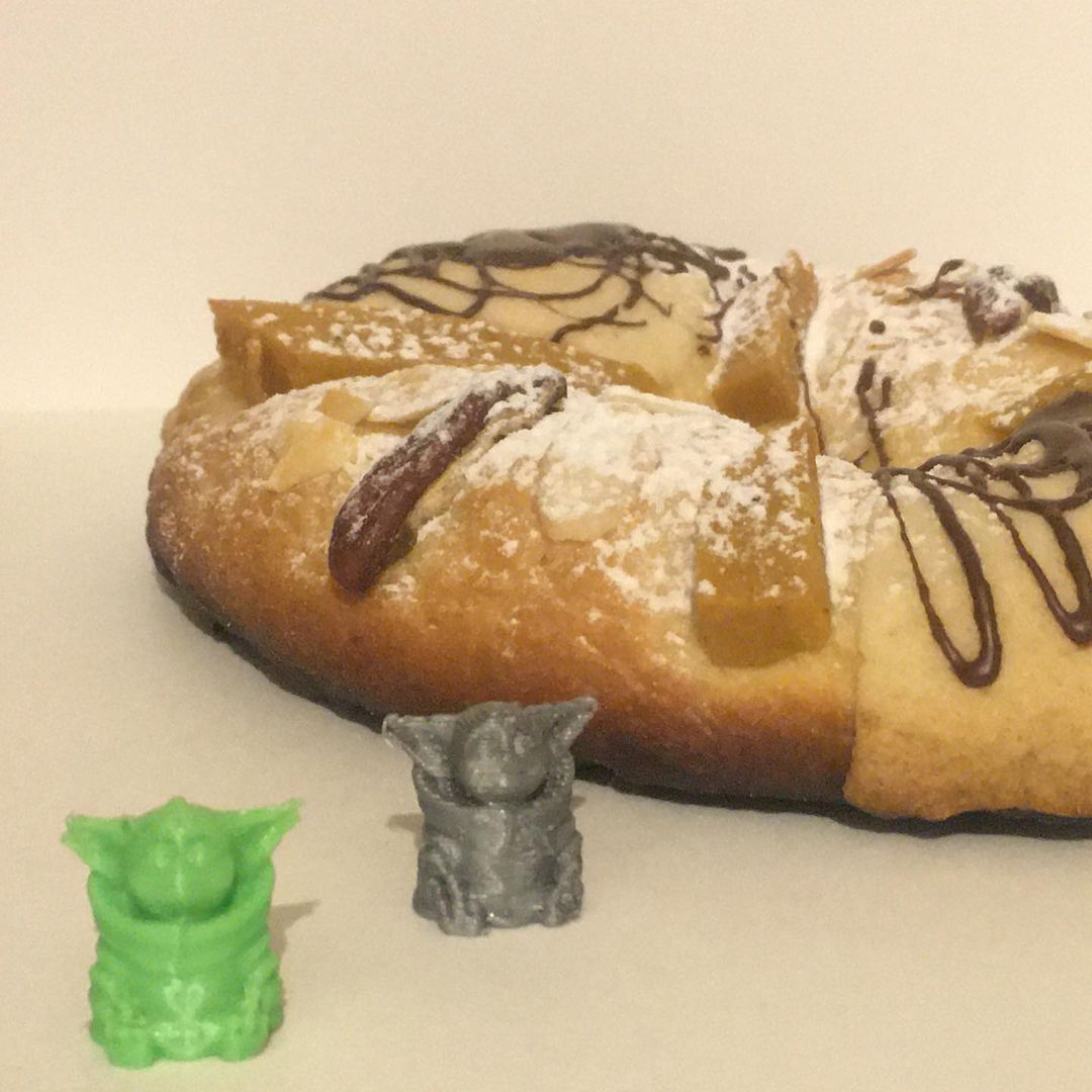 Baby Yoda en rosca de reyes