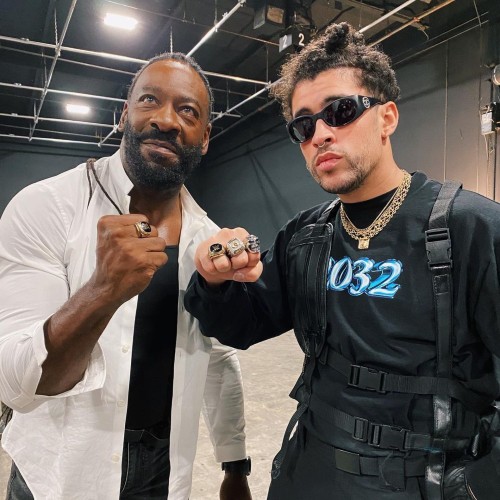 Foto Bad Bunny con Booker T
