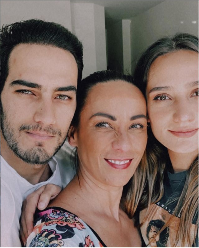 Consuelo duval y sus hijos