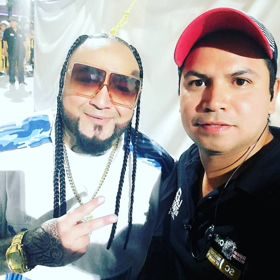 Look Kumbia Kings
