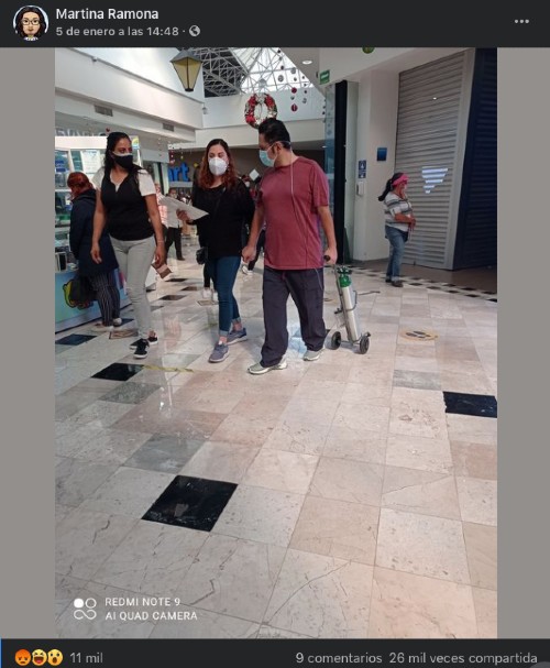 Foto sujeto con tanque de oxígeno en centro comercial méxico