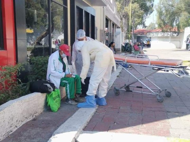 Fue abandonado un abuelo en Ecatepec por tener Covid