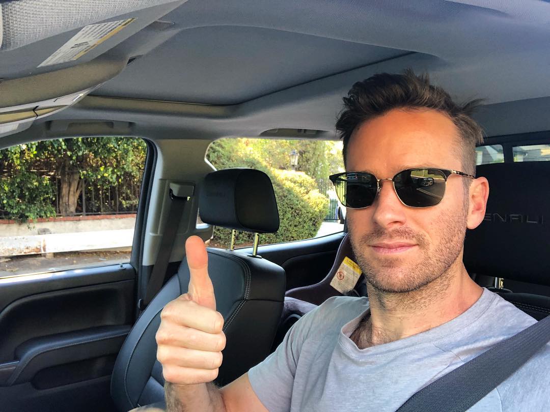 Filtran conversaciones de Armie Hammer caníbal