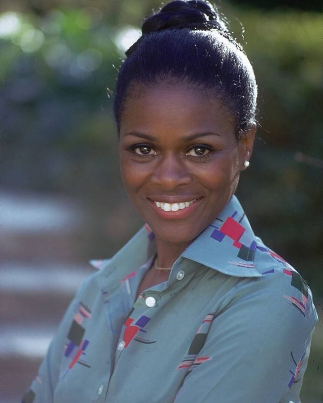 Cicely Tyson joven