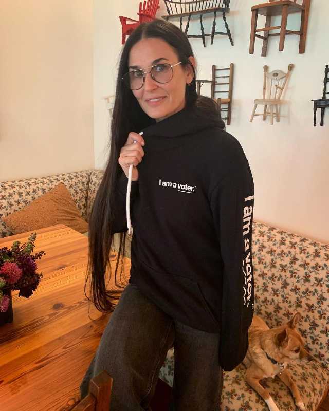Demi Moore reaparece