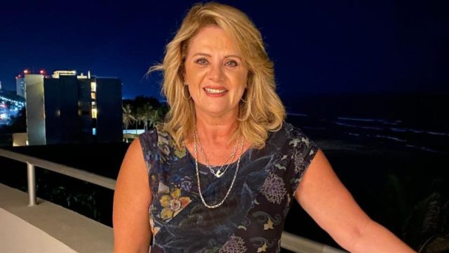 Erika Buenfil look