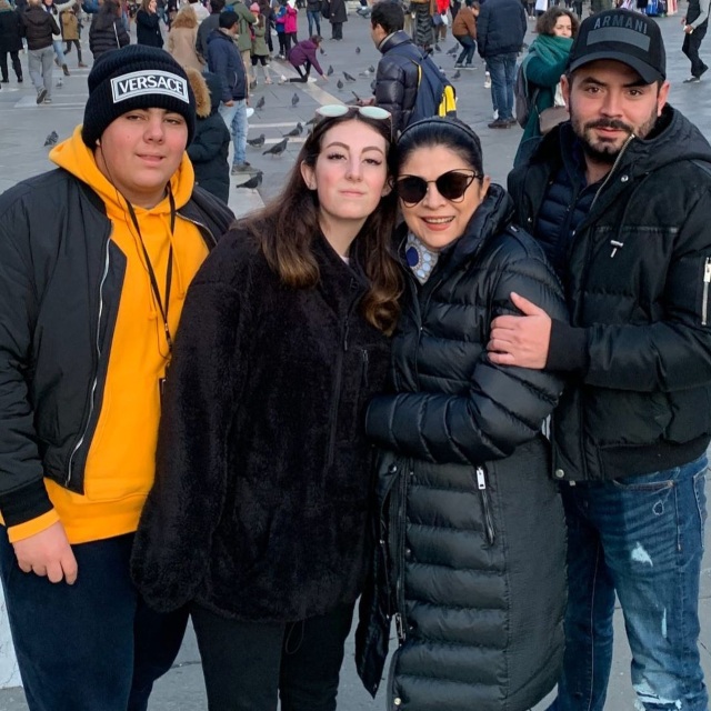 Hijos Victoria Ruffo