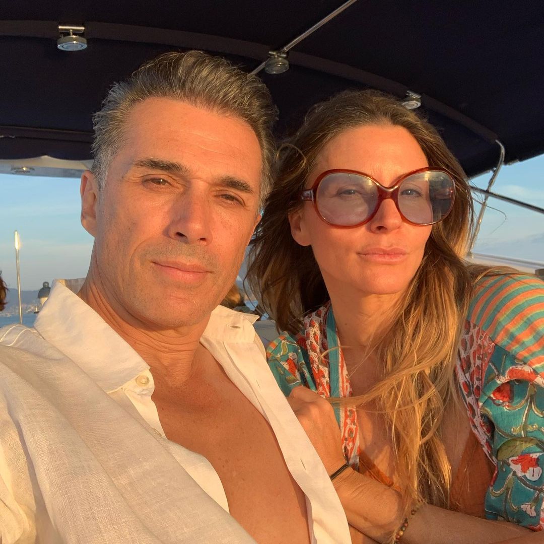 Sergio Mayer revela que Issabela Camil se sintió contenta de ver morir a su padre