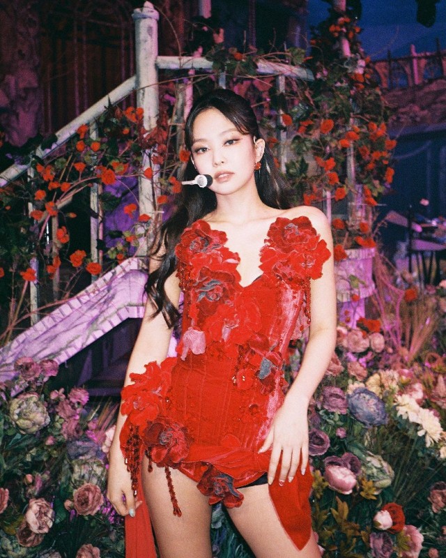 BLACKPINK: THE SHOW, Jennie "Solo"