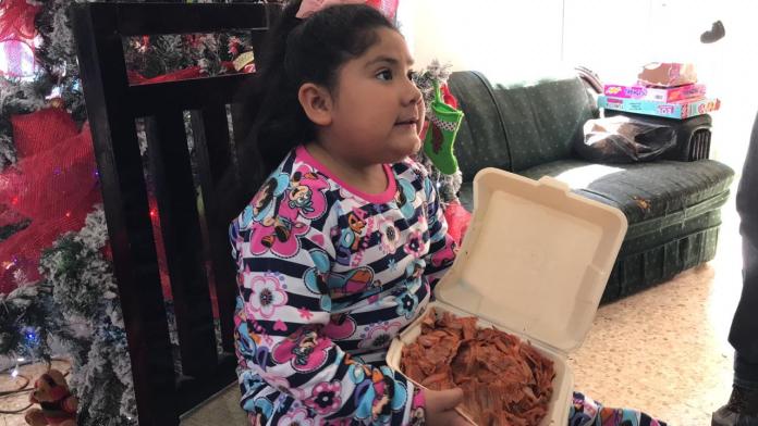 Niña pide tacos a los reyes magos