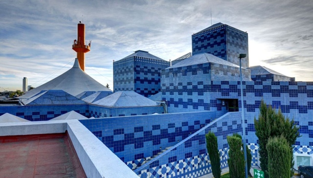 Fachada Papalote Museo del Niño