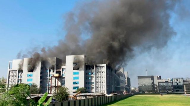 Se incendio fÃ¡brica donde se producen las vacunas contra Covid-19