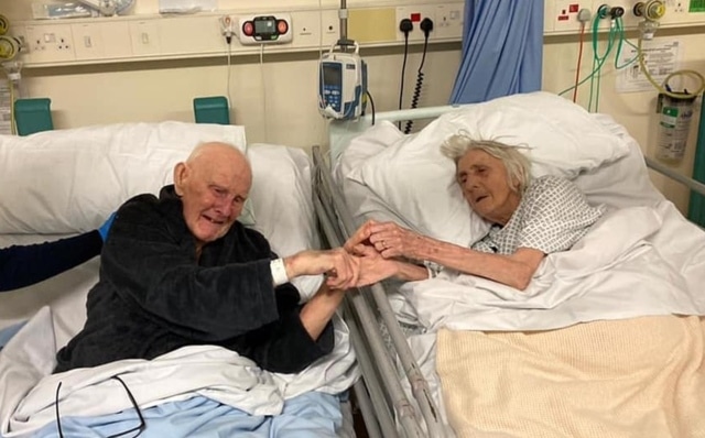 Abuelos en el hospital