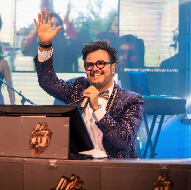 Aleks Syntek