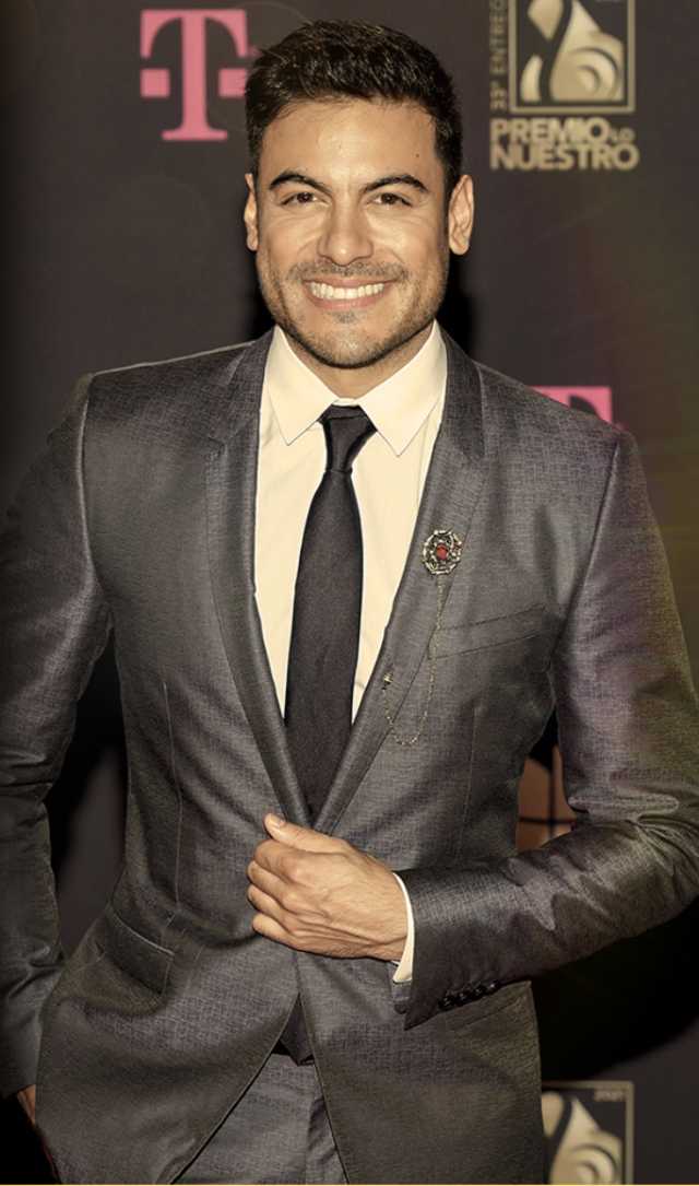 Carlos Rivera premio Lo Nuestro 2021