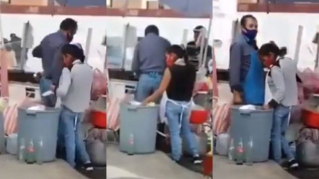 Lady Reciclaje: Mujer es grabada sacando platos de la basura para reusarlos en puesto de comida