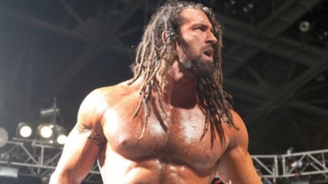 Ex luchador de la WWE Tyler Reeks se declara trans y muestra su nueva identidad