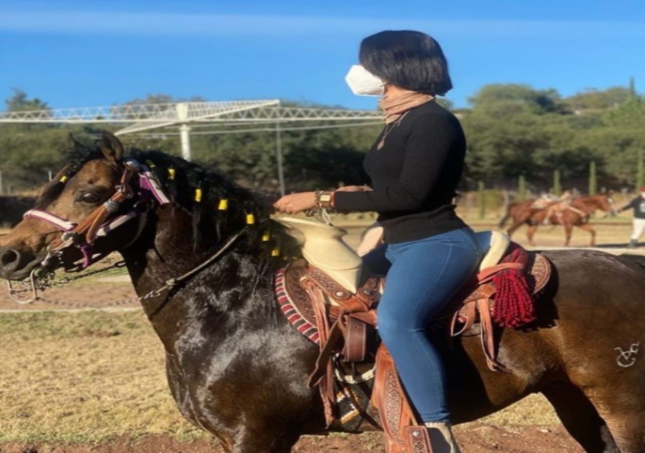 Angela Aguilar y Speedy
