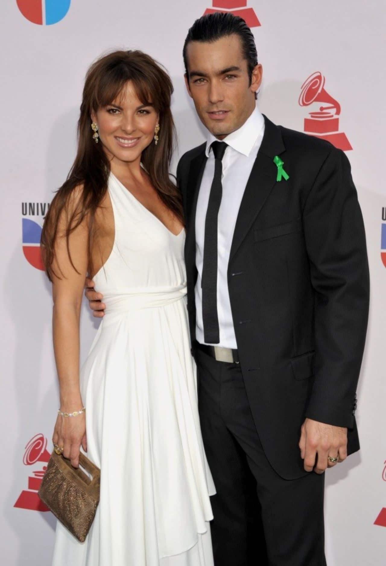 Kate del Castillo y Aaron Díaz pareja