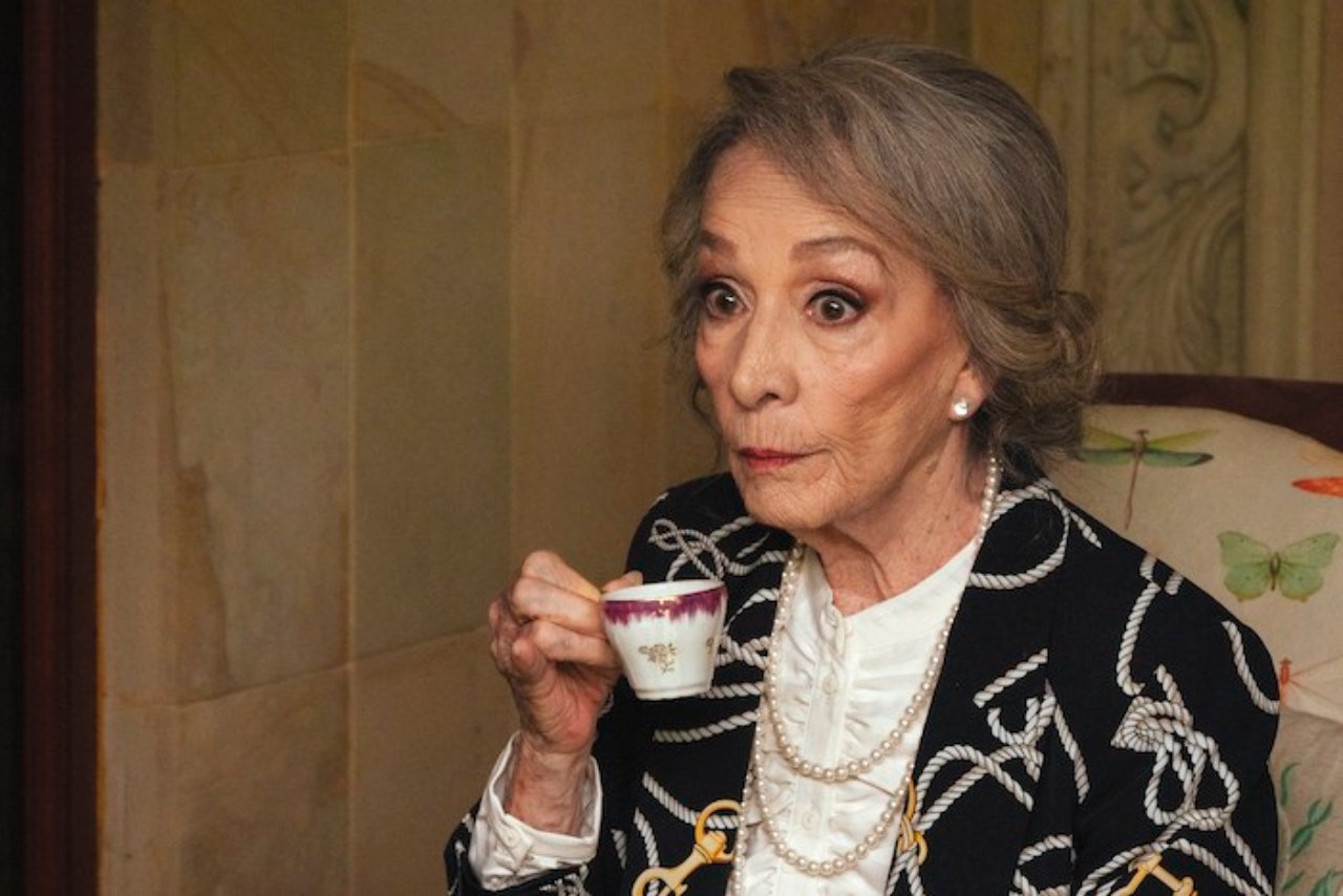 isela vega en La Casa de las Flores