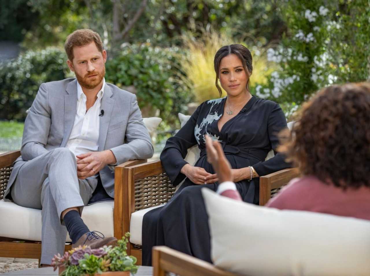 El prÃ­ncipe Harry y Meghan durante su entrevista con Oprah