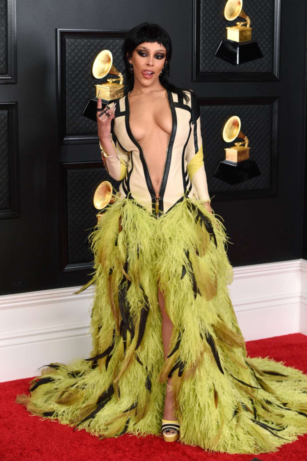 Doja Cat red carpet Grammy