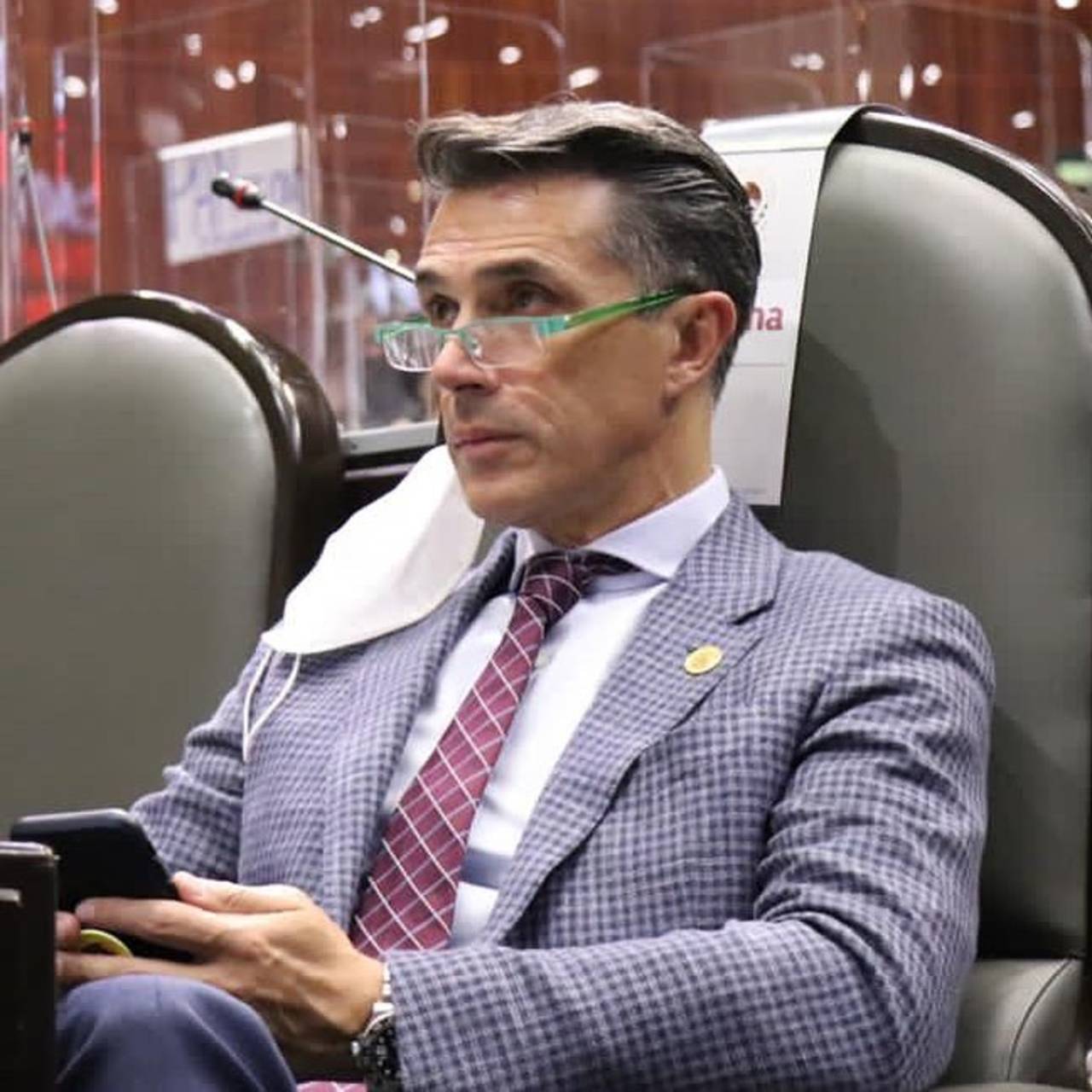 Sergio Mayer Natália Subtil niega acusar de abuso a su hijo