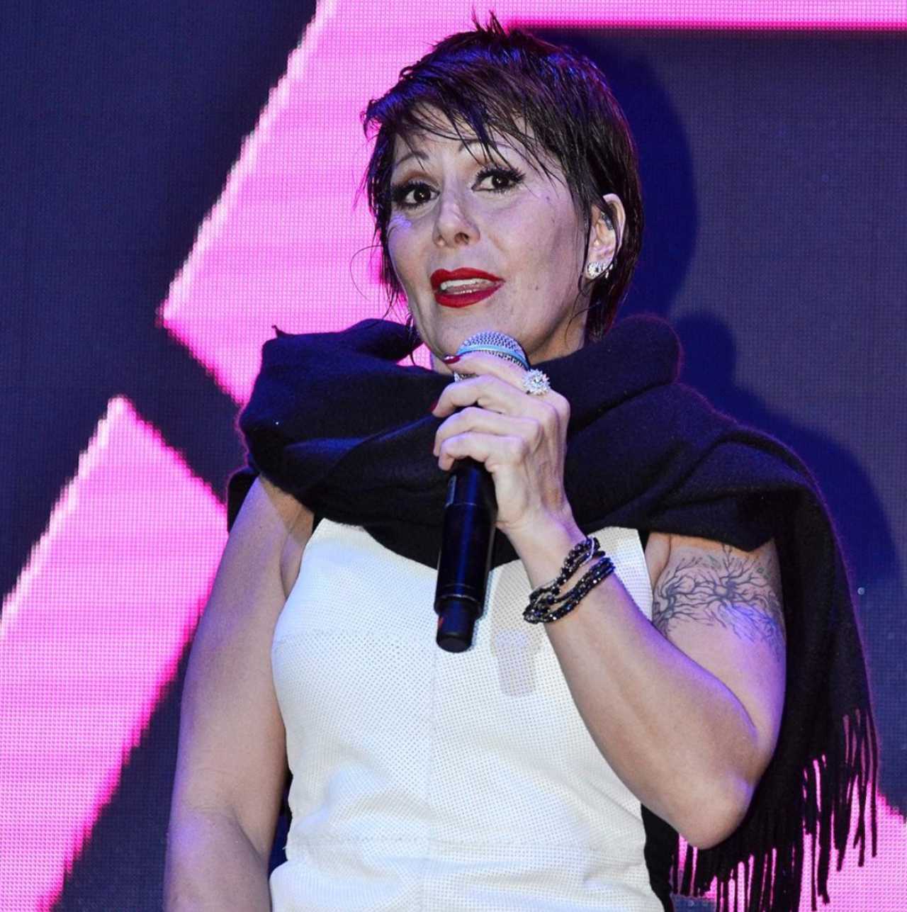 Alejandra Guzmán habló con Adela Micha de Frida Sofía |