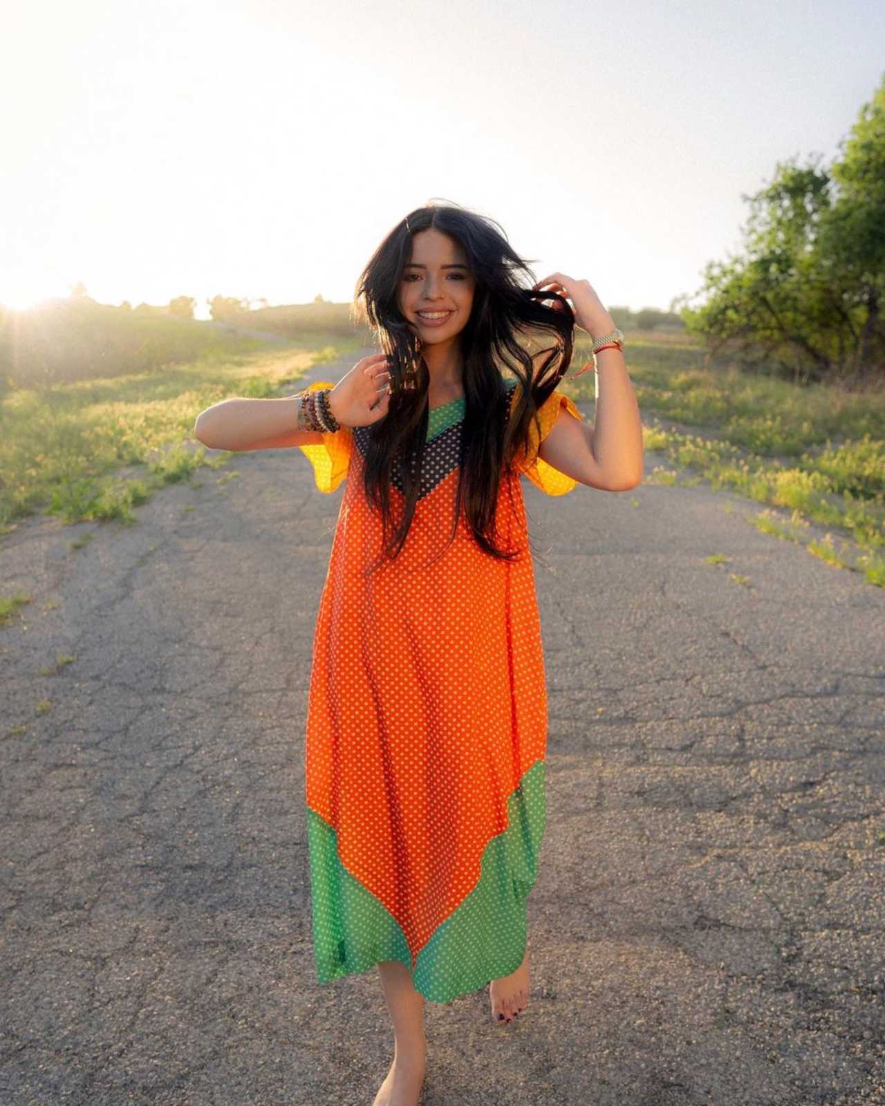 Ángela Aguilar vestido abuela Flor Silvestre