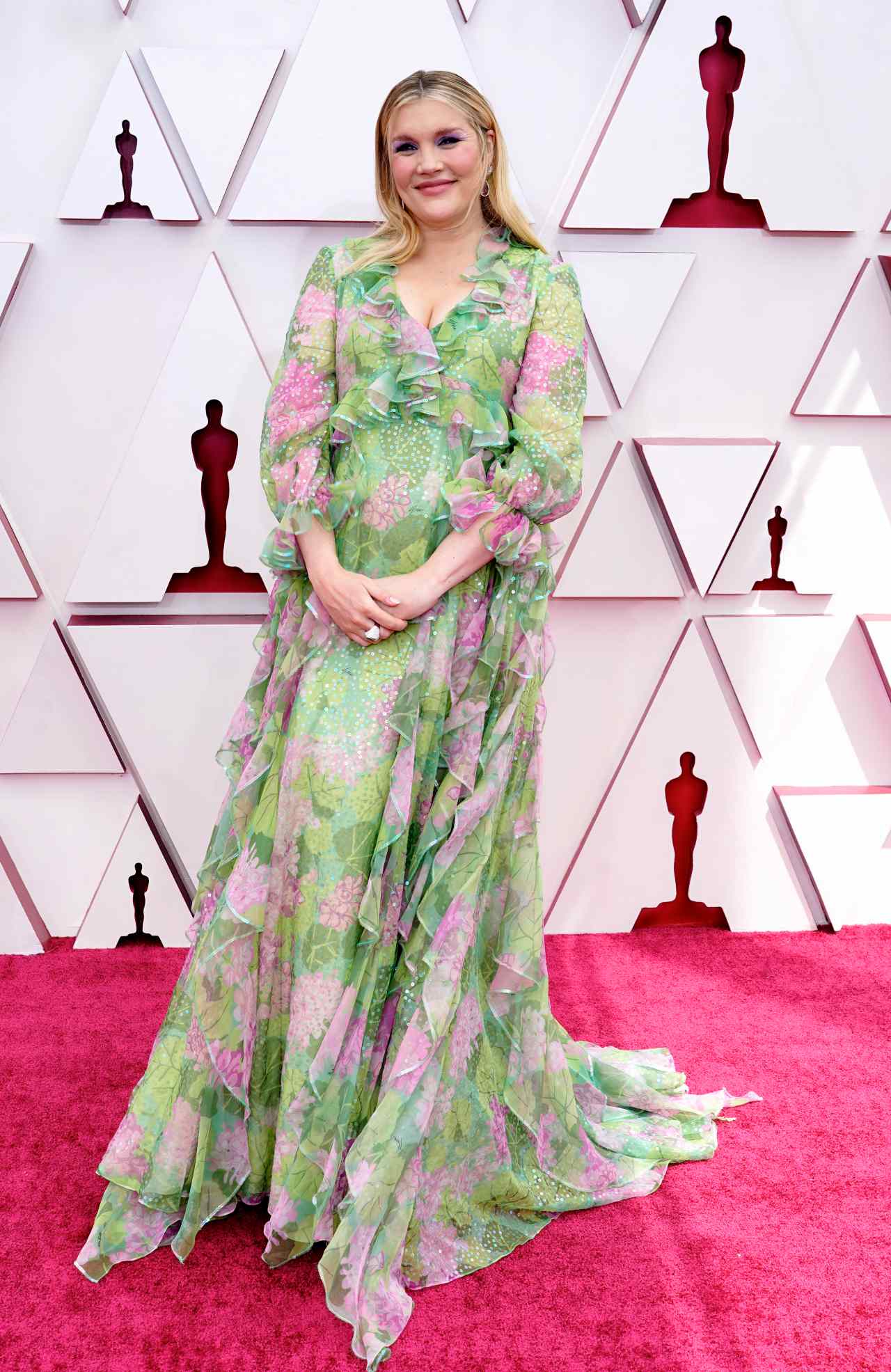 Esmerald Fennell Alfombra Roja premios Oscar 2021