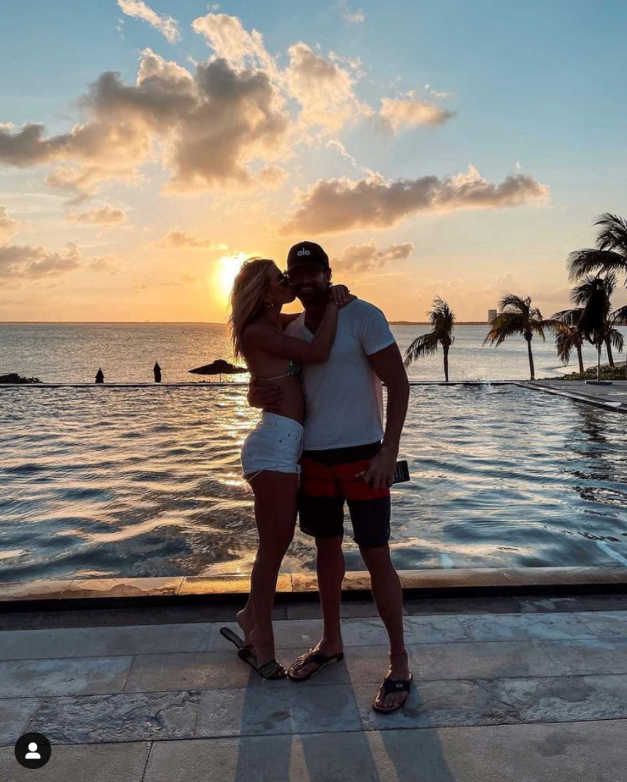 Irina Baeva y su novio Gabriel Soto