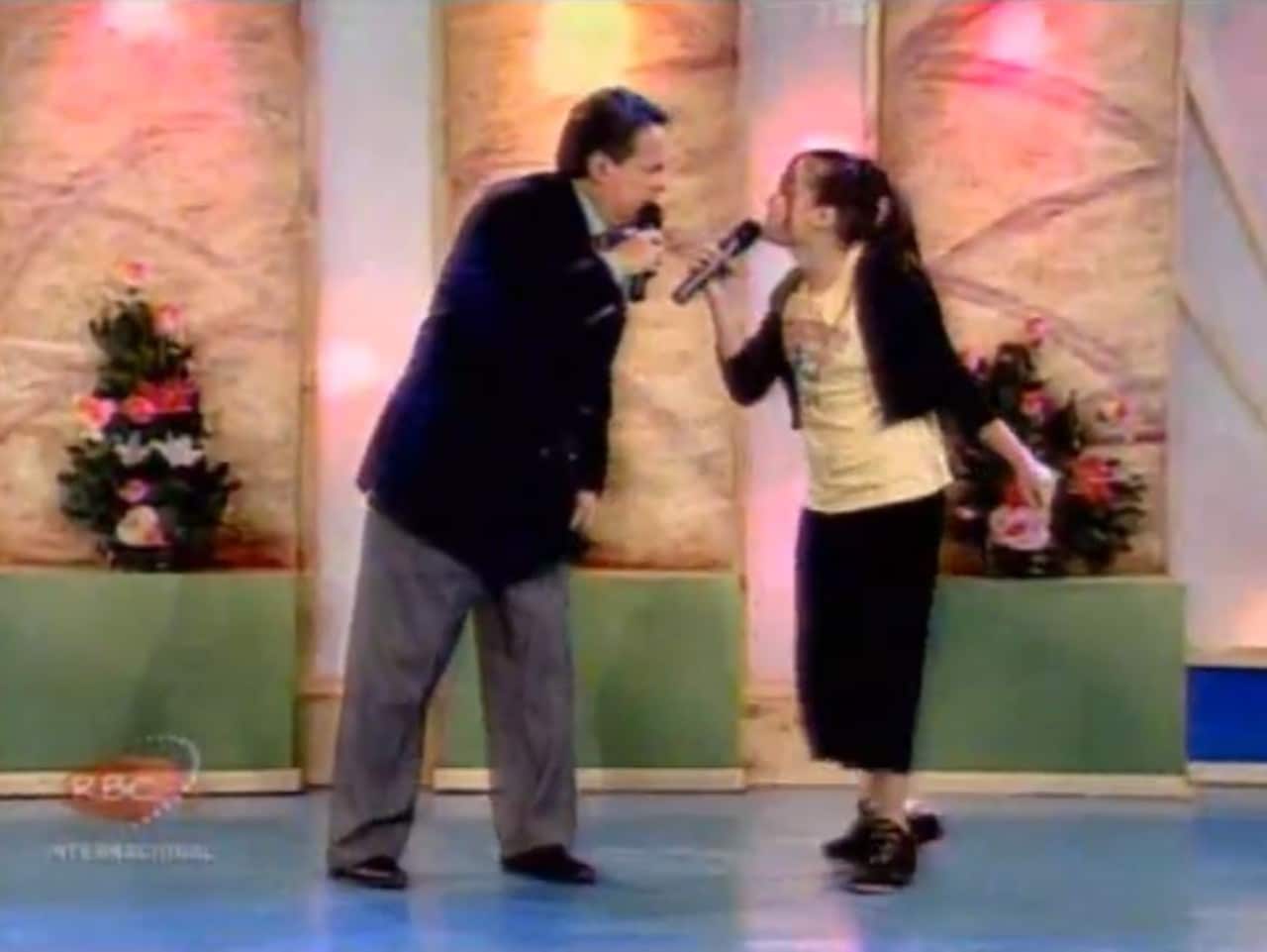 José José Sarita Sosa canción de reggaetón señor Internet