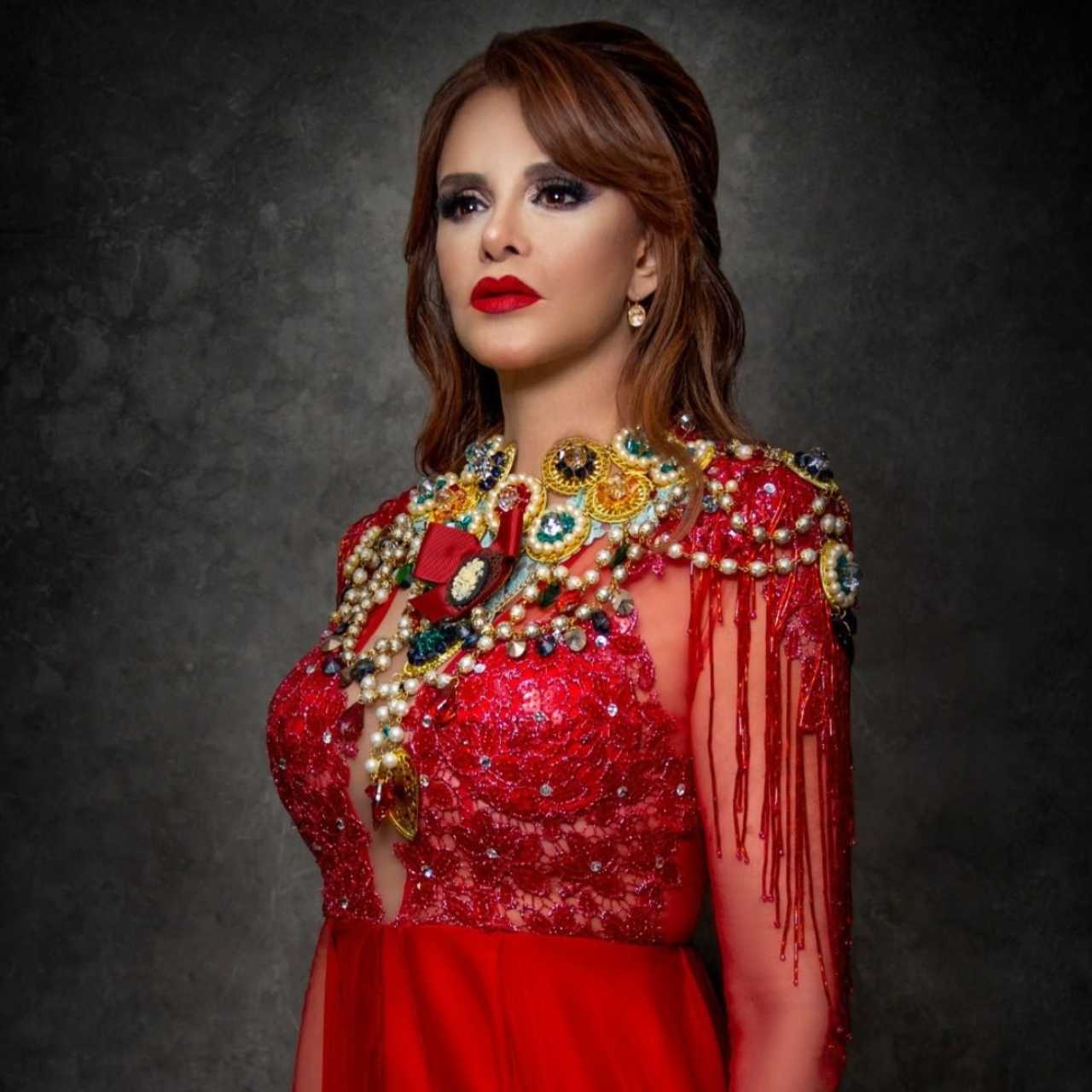 Lucía Méndez entrevista a Frida Sofía