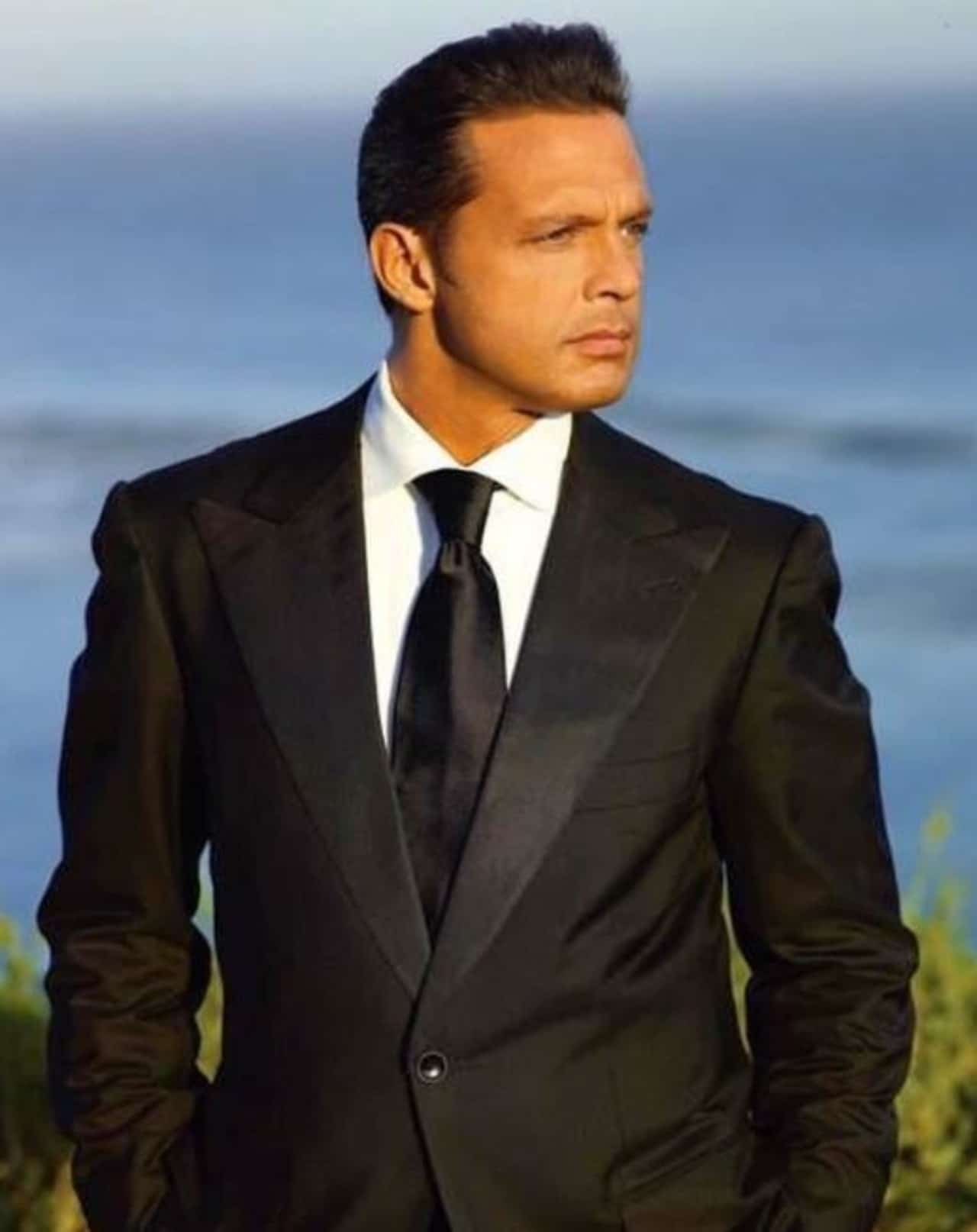 Luis Miguel no paga pensión hijos Aracely Arámbula