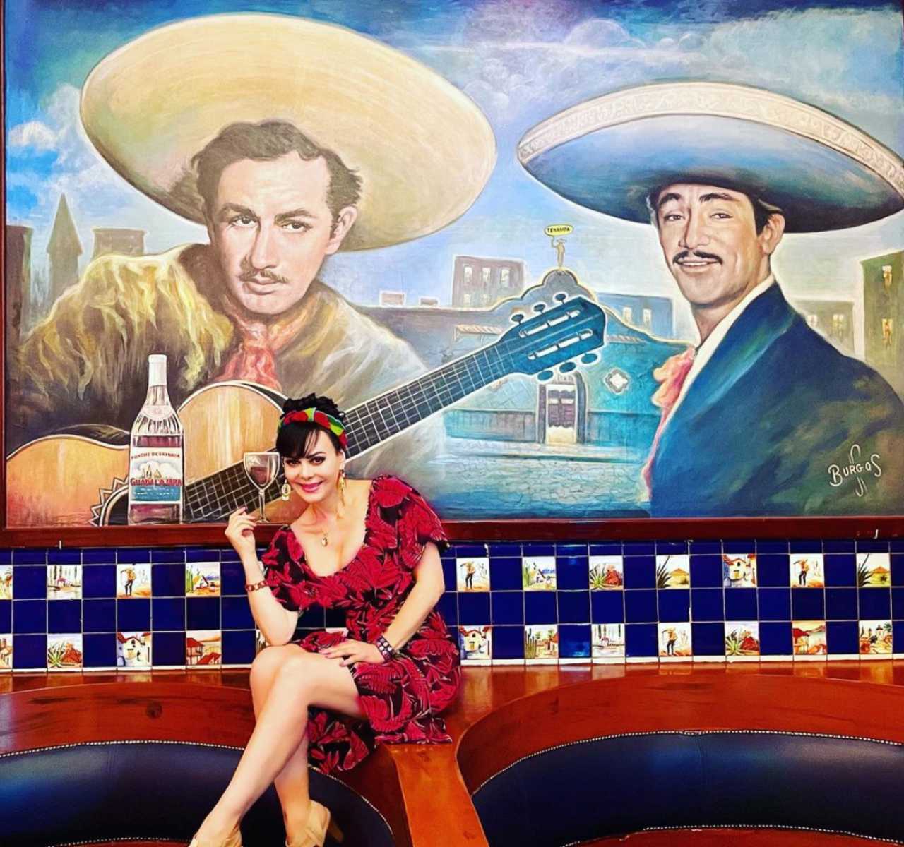 Maribel Guardia en el Salón Tenampa de Garibaldi