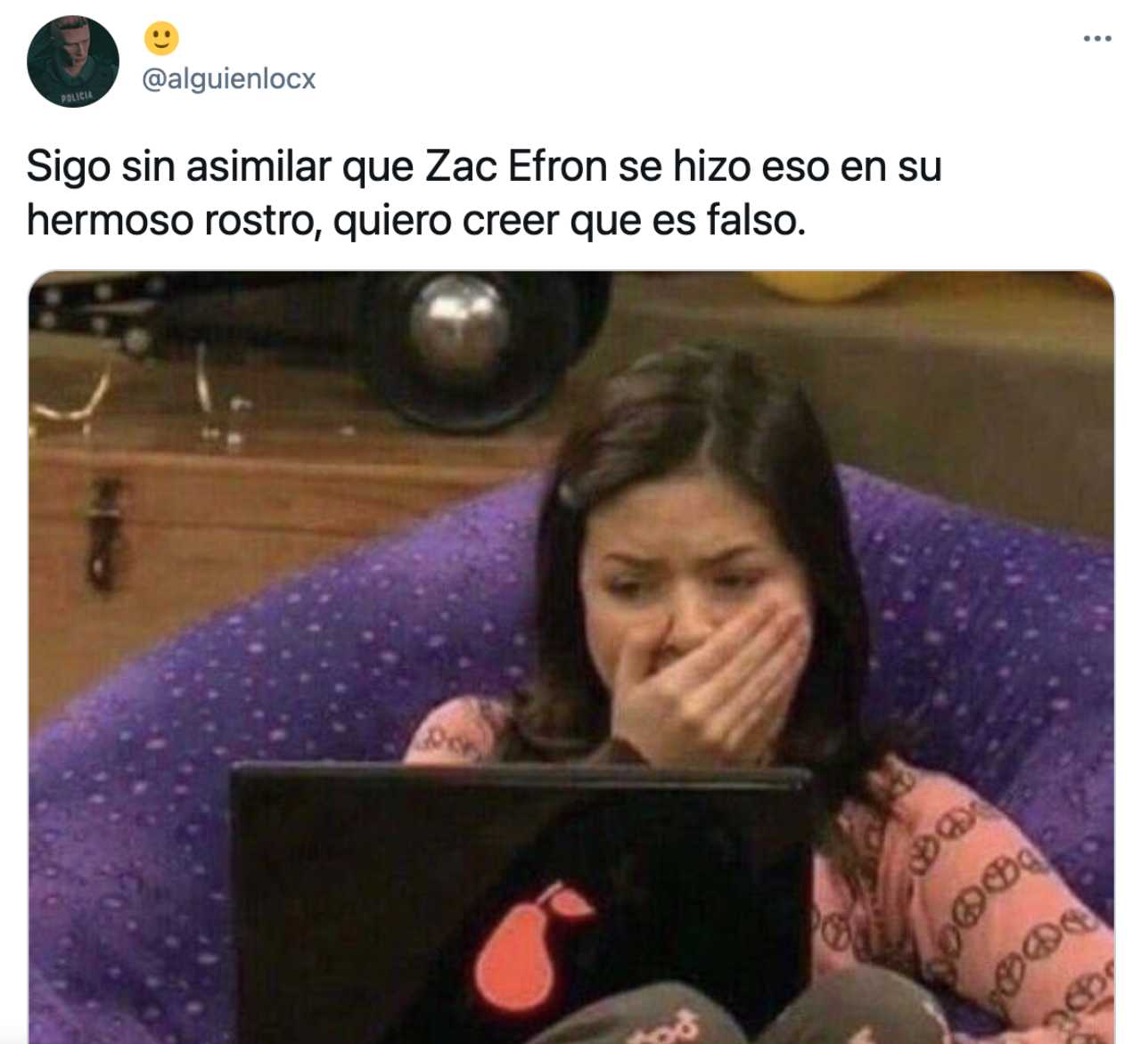 Un meme de Zac Efron con iCarly